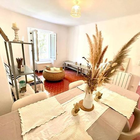 Bel appartement à Villecroze Extérieur photo